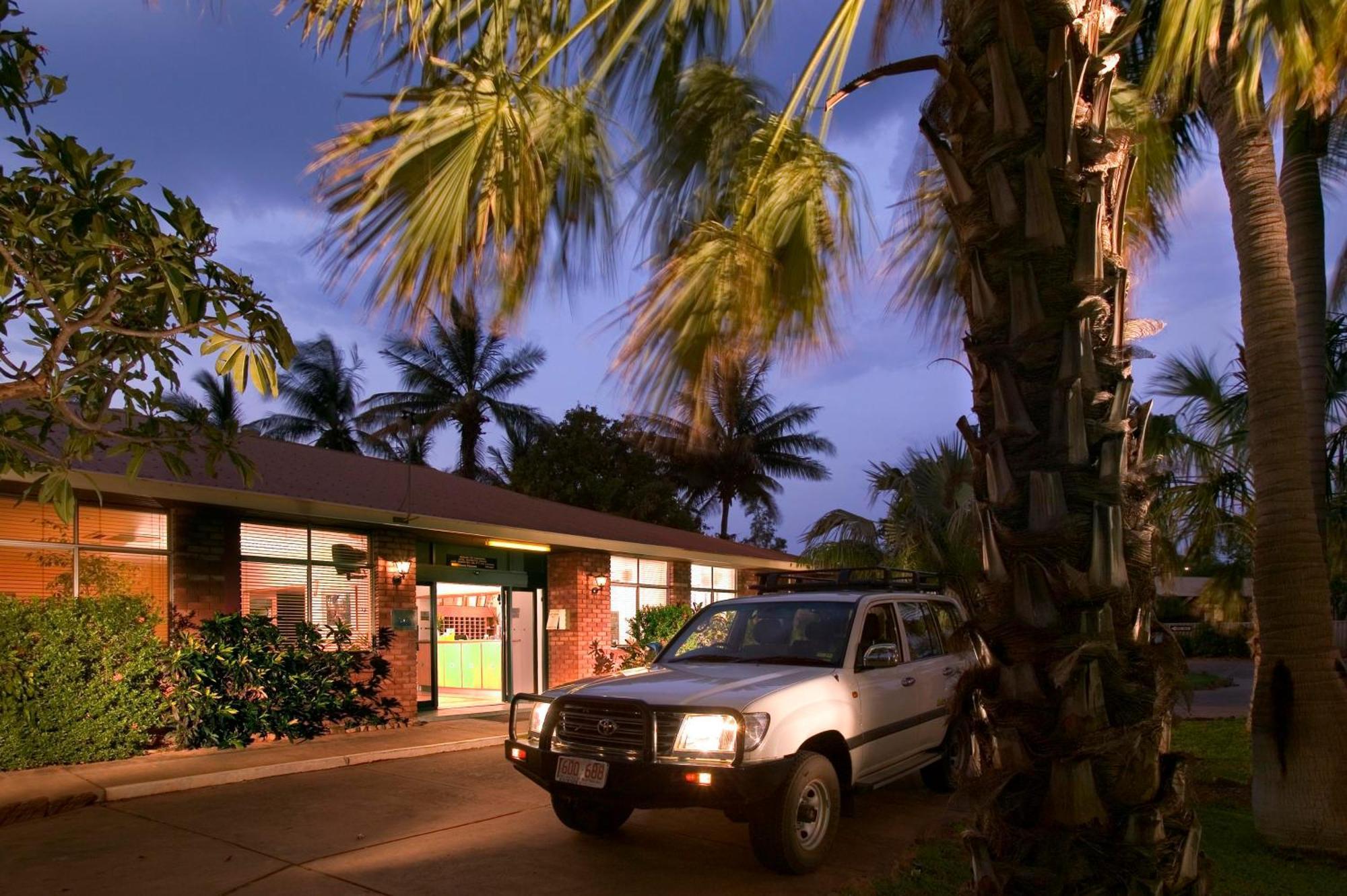 The Cambridge Kununurra Hotel Ngoại thất bức ảnh