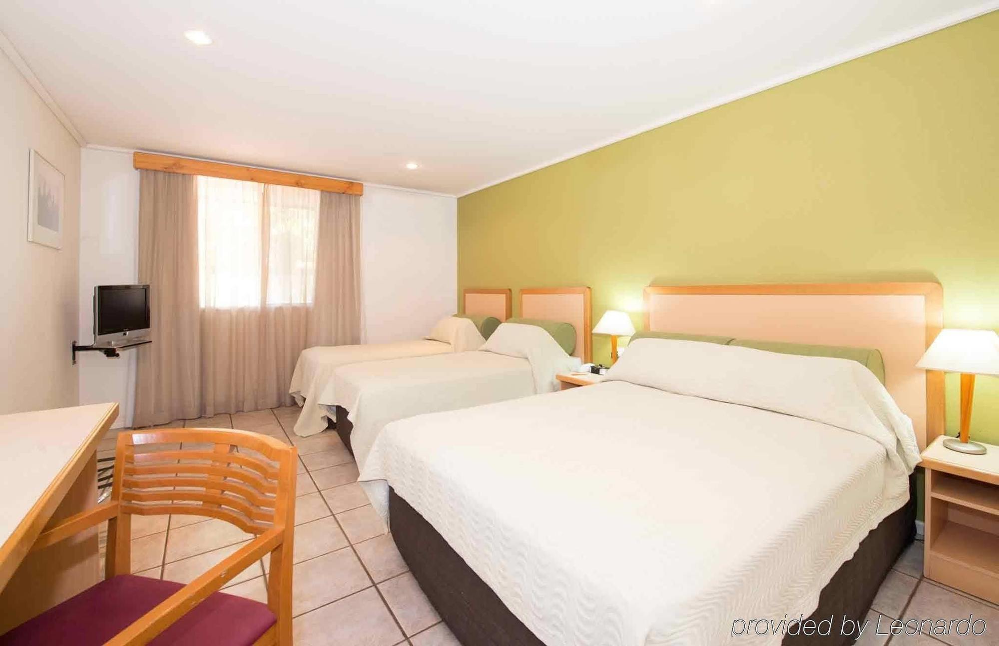 The Cambridge Kununurra Hotel Ngoại thất bức ảnh